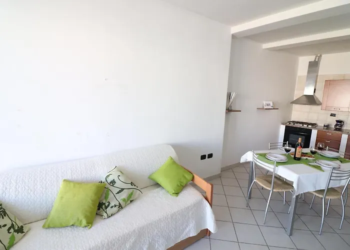 Arianna In Centro Apartment *